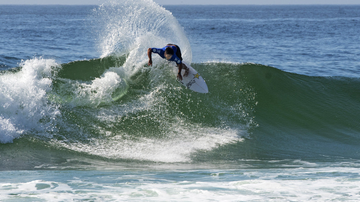 Keanu Asing surfing in great lakes pro.