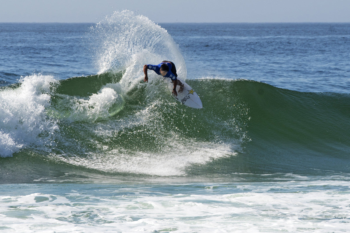 Keanu Asing surfing in great lakes pro.