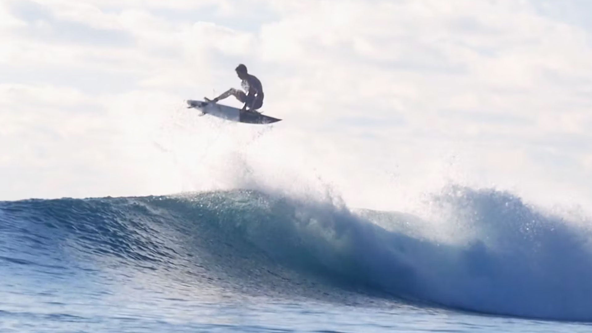 eithan osborne surfing indo