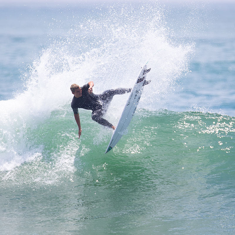 Cole Houshmand surfing pro-lite team