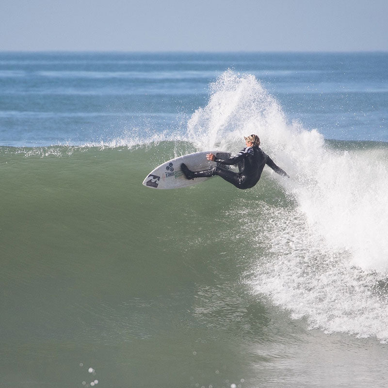 Eithan Osborne surfing pro-lite team