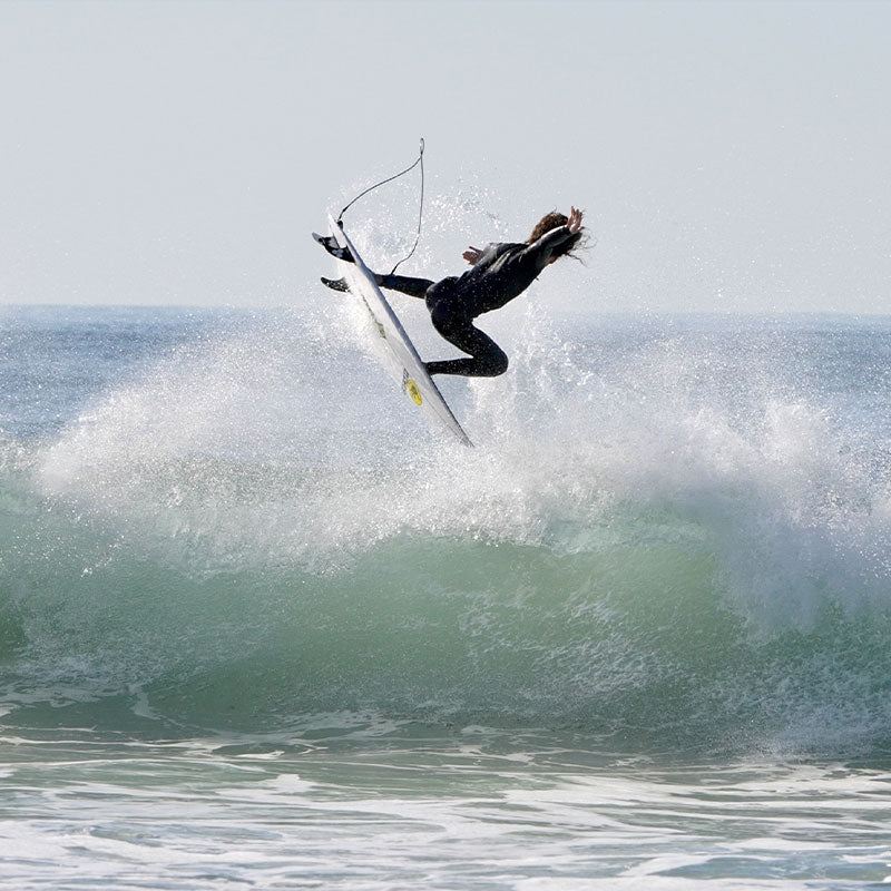 Nolan Rapoza surfing pro-lite team