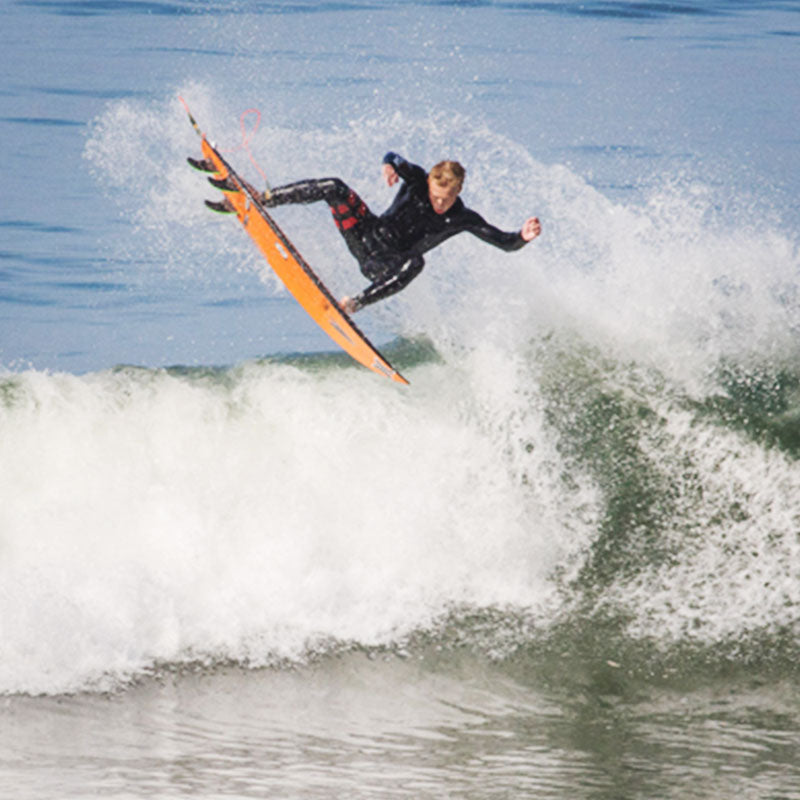 Tommy McKeown surfing pro-lite team