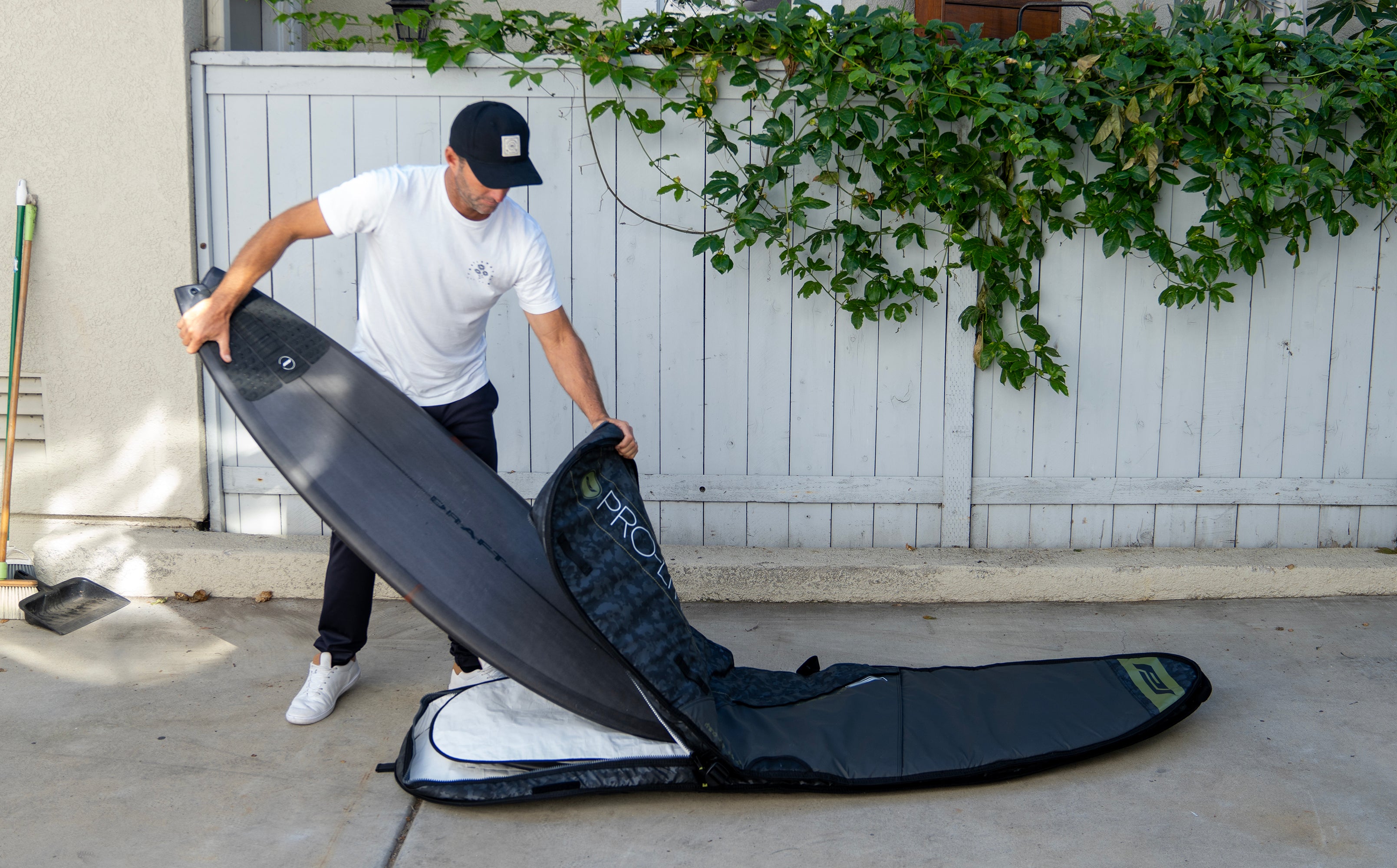 Pro-Lite Rhino Surfboard Travel Bag - Shortboard (1-2 Boards)